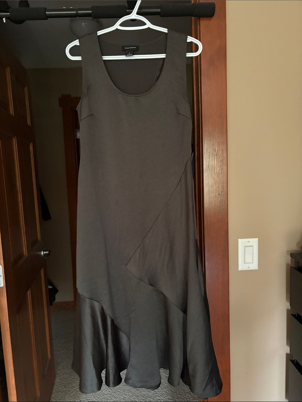 Club Monaco Sleeveless Satin Midi Dress size 0